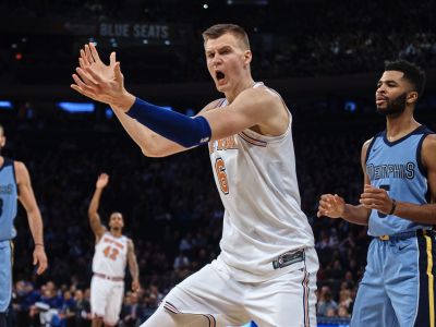 Porzingis rieši nečakané problémy. Mladá žena ho obvinila zo znásilnenia