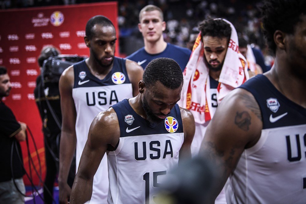 Komentár: Pád topfavoritov je dobrou správou pre basketbal