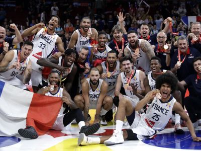 Veľká smola Austrálie pokračuje, Francúzi s bronzom