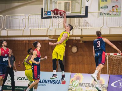 S perspektívnym Madzinom a slovenským jadrom hráčov. Levice chcú baviť fanúšikov