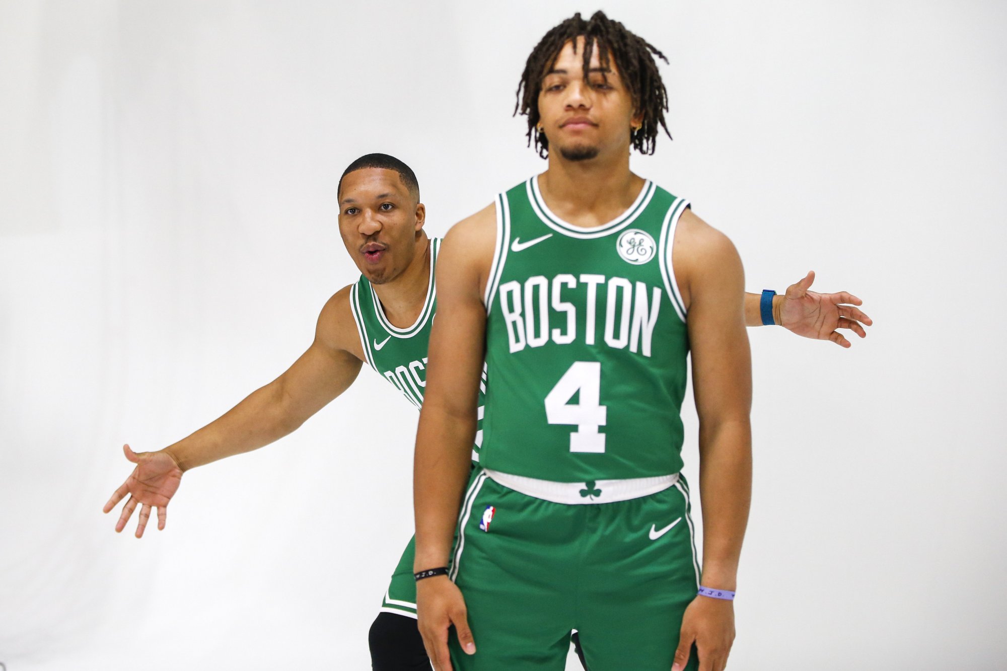 VIDEO: Parádny výkon nováčika Celtics. Najskôr krvácal, potom trafil osem trojok za štvrtinu
