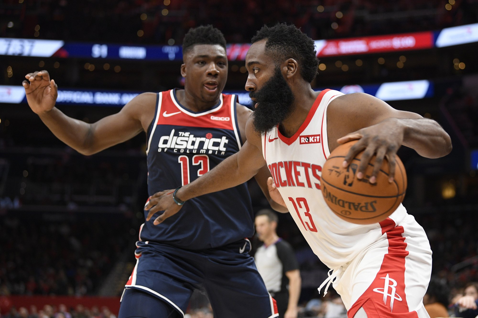VIDEO: Vo Washingtone padlo 317 bodov bez predĺženia! Harden nastrieľal 59