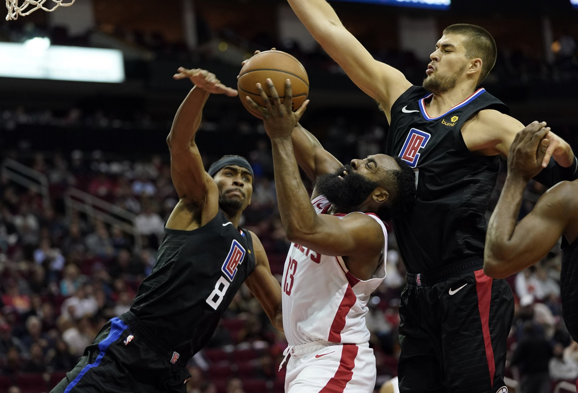 VIDEO: Harden opäť predviedol šou, Boston stále na víťaznej vlne