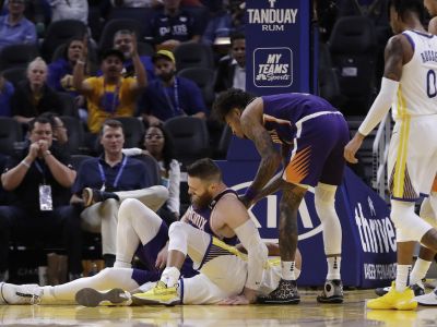 Pád giganta. Warriors strácajú nádej, môžu skončiť až medzi poslednými