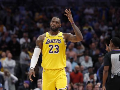 VIDEO: James pomohol k triumfu Lakers: Chceli sme začať rok čo najlepšie
