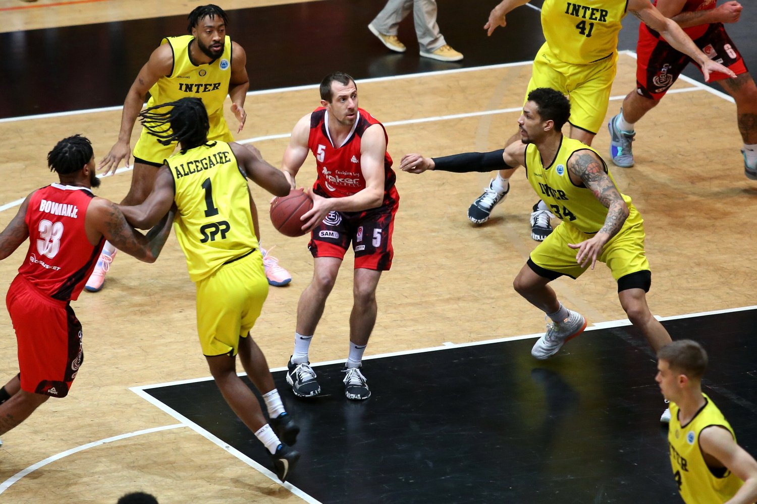 VIDEO: Banícke derby pre Prievidzu, uspeli aj Inter, Levice a Lučenec