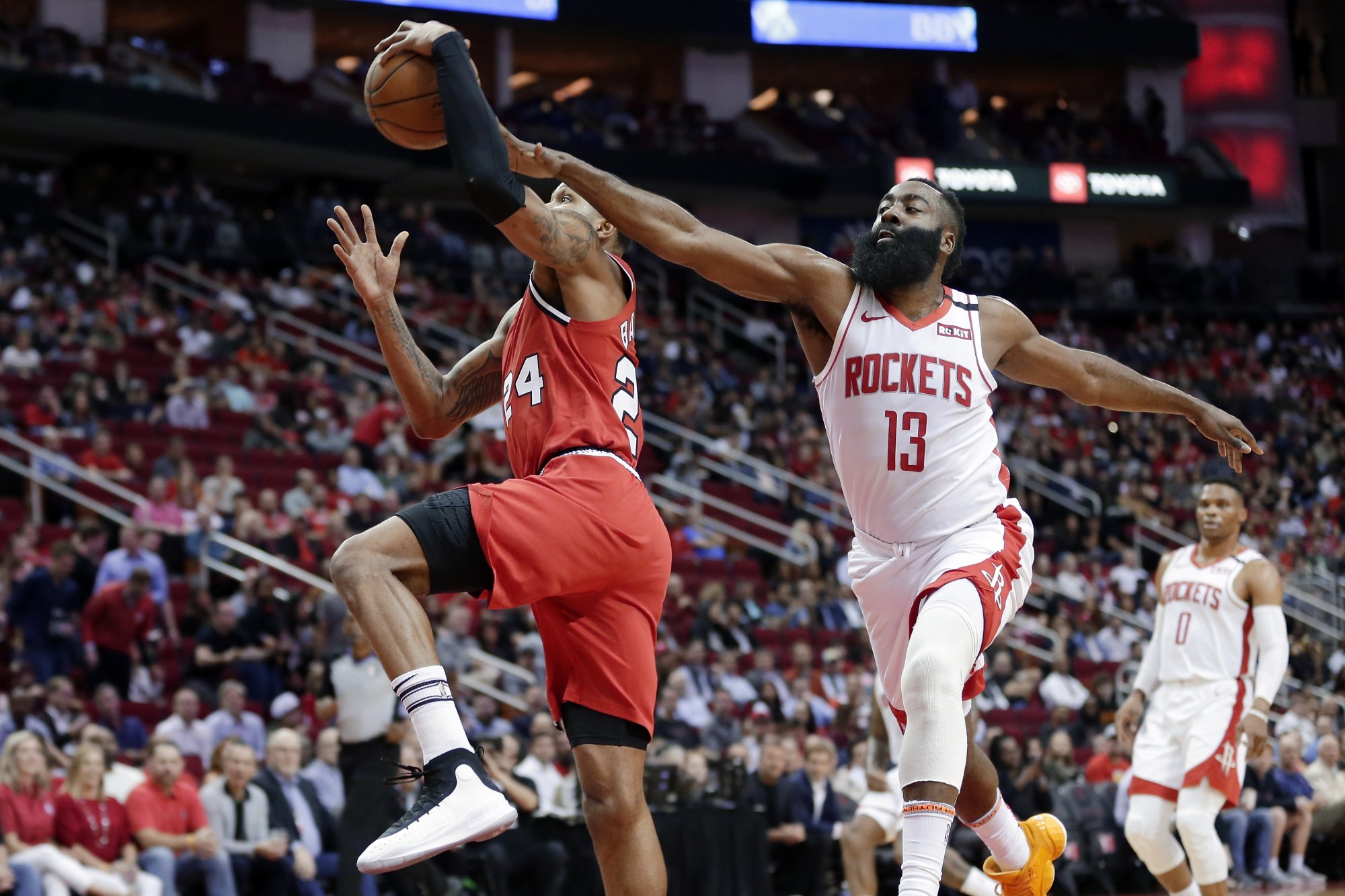 VIDEO: Harden si vybral slabšiu chvíľku, Orlando zrušilo víťazné ťaženie Lakers