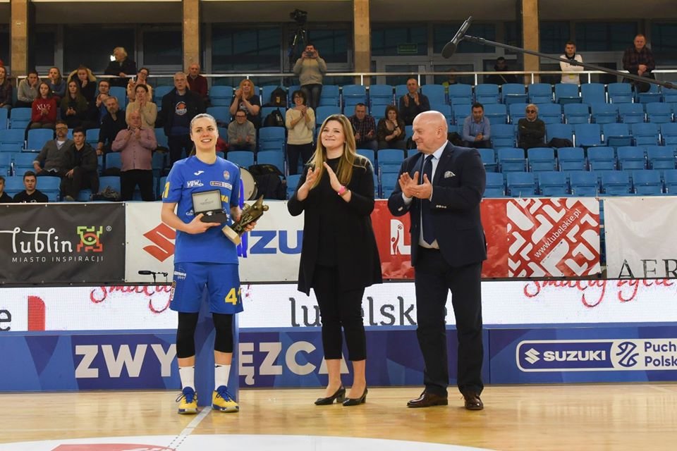 Bálintová dvihla nad hlavu Poľský pohár ako MVP a členka All-Star tímu, hrá v skvelej forme