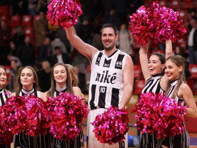 Striedačka Petra Tordu: Oddychovať alebo hrať cez Vianoce basketbal?