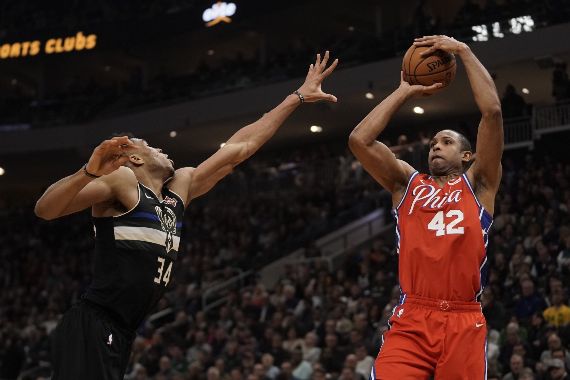 VIDEO: Bucks pokračujú v spanilej jazde, Pelicans sa prebúdzajú aj vďaka Williamsonovi