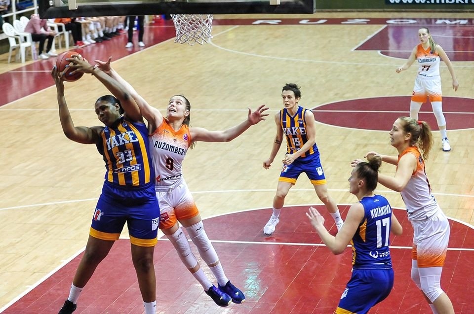Košičanky mali na dosah senzáciu. S Ružomberkom prehrali o jediný bod