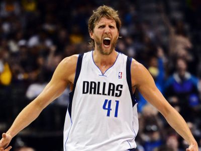 VIDEO: Veľkolepé rozlúčky Nowitzkého a Wada, obaja sa rozlúčili 30 bodmi a víťazstvom