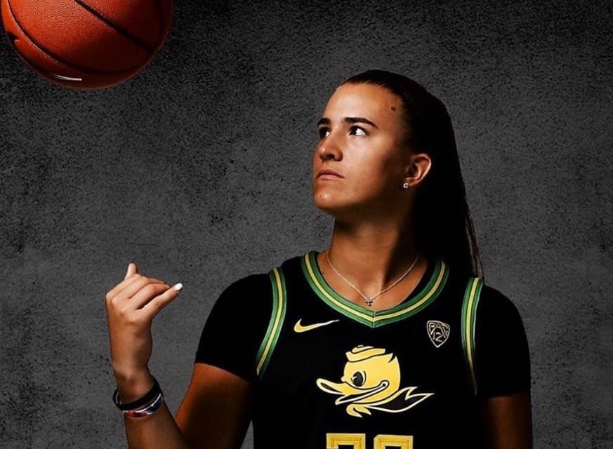 Posielali ju hrať sa s bábikami, dnes je budúca draftová jednotka WNBA