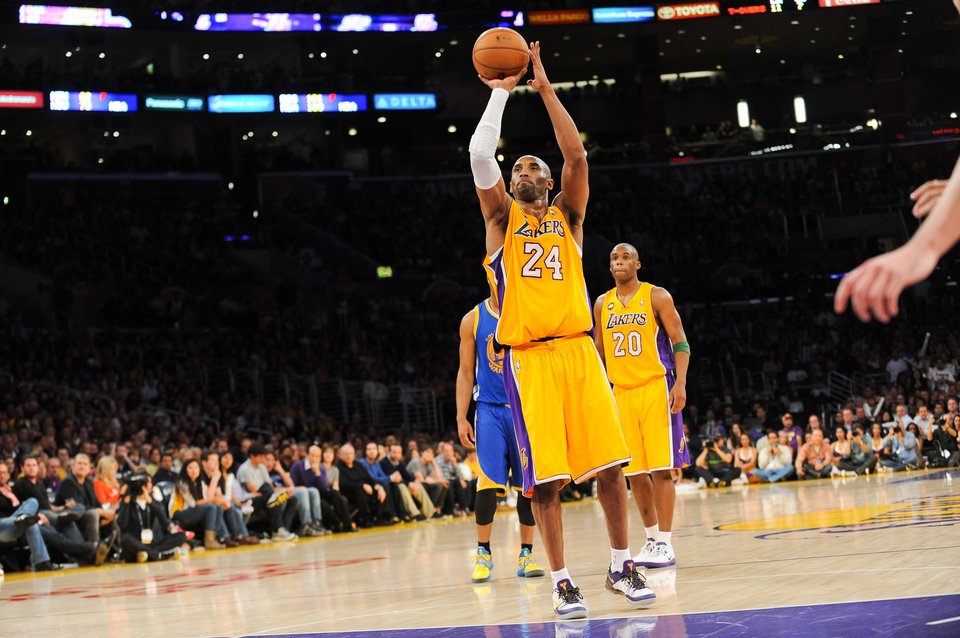 Deň, kedy Lakers vstali z mŕtvych a Kobe zariadil šialený obrat