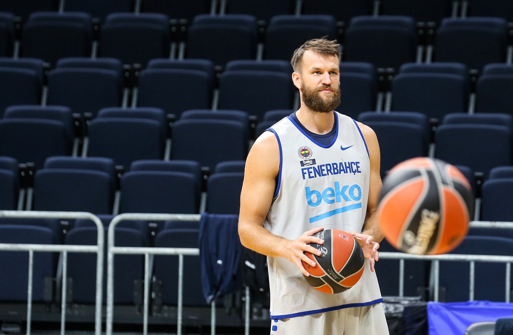 Nemecký power forward sa zapísal do dejín Fenerbahce ešte pred vstupom na palubovku