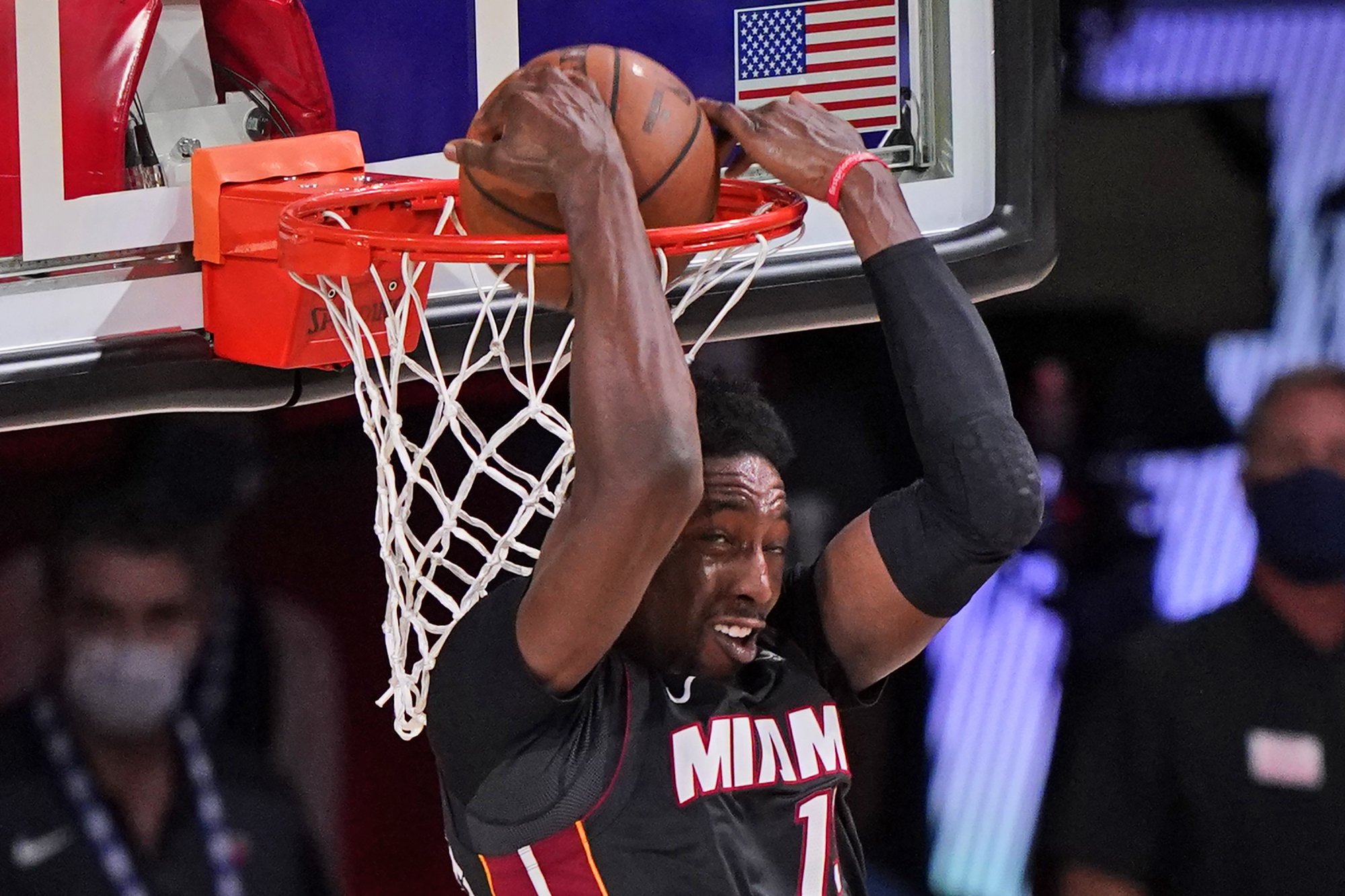 Býval v prívese, vyradili ho zo slabej reprezentácie, rok na to je hviezda finalistu NBA