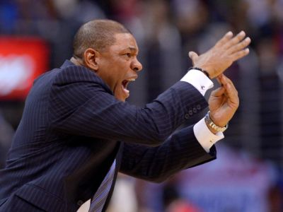 Tréner Doc Rivers neostal dlho bez tímu, má novú výzvu