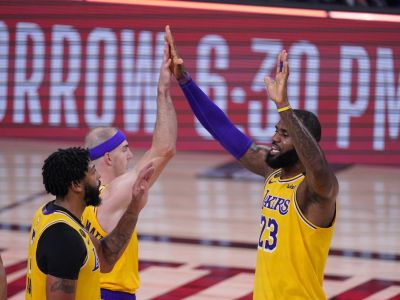 VIDEO: Lakers si vybojovali proti Miami finálový mečbal