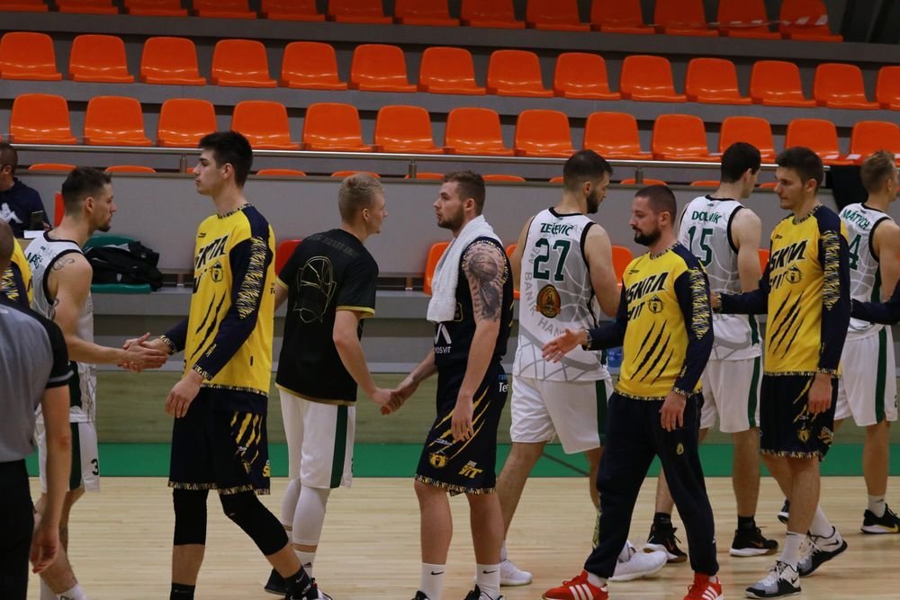 Basketbal dostal výnimku, hrať sa bude len extraliga. Mládež si dá prestávku