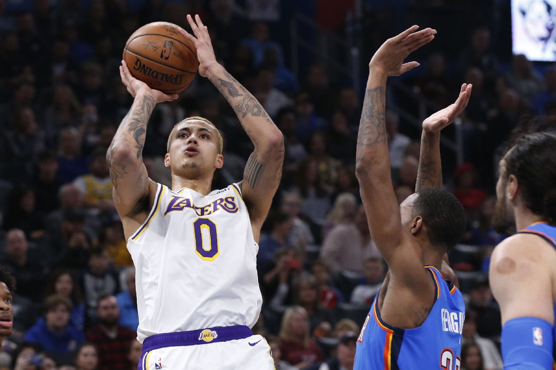 Lakers si poisťujú majstrovský káder, milióny dostal aj Kuzma