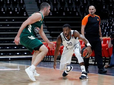 Golden State na európsky spôsob. ASVEL premenil proti Barcelone a Panathinaikosu 30 trojok