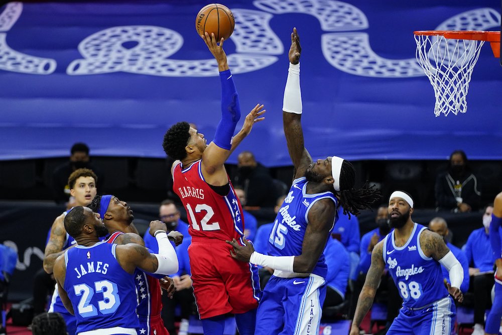 VIDEO: Philadelphia pretlačila v súboji najlepších Lakers, na prvé miesto Utah
