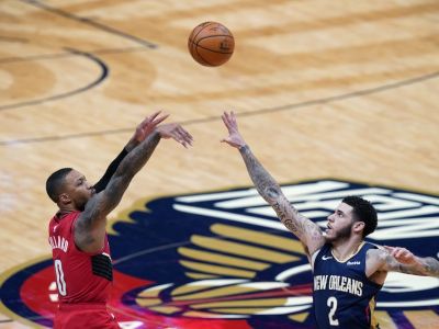 VIDEO: Curry aj Lillard parádne premenili kľúčové trojky a rozhodli o výhrach