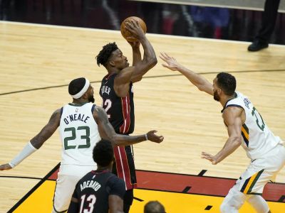 VIDEO: Miami sa vracia, vyšliaplo si na prvý tím NBA, Toronto vyhralo aj bez trénerov