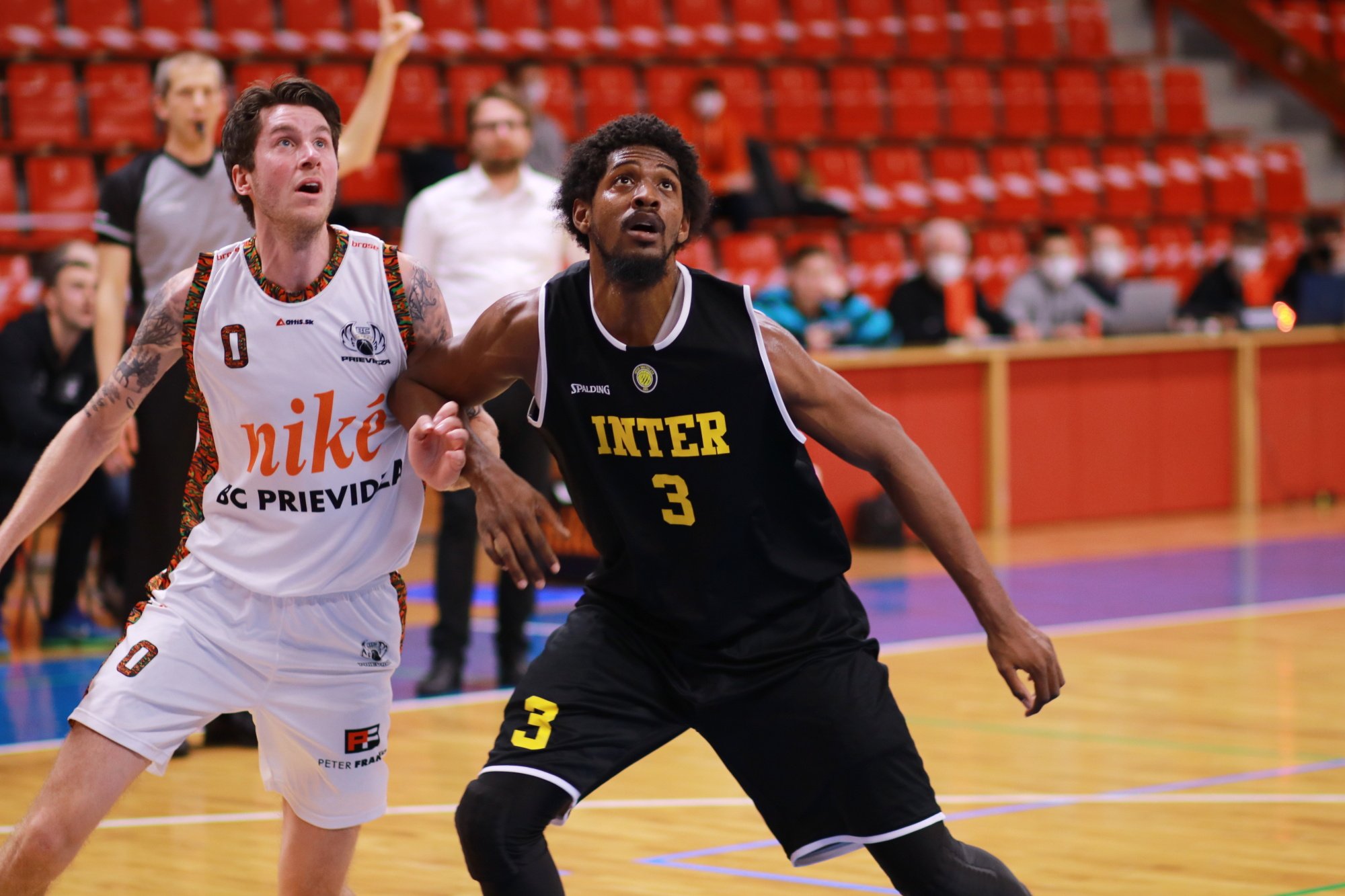 Vo Viedni stagnoval, v Interi sa chce Shelton basketom baviť. Vyzdvihol Lopezovu súťaživosť