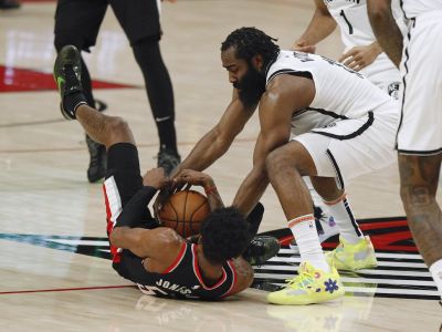 VIDEO: Parádny Harden potiahol sám Brooklyn, oslabení Lakers jasne prehrali