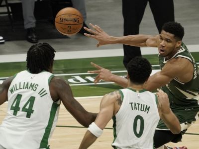 VIDEO: Utah rozstrieľal oslabený Brooklyn, Milwaukee má ôsmu výhru v rade