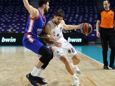 Real Madrid inkasoval doma 108 bodov a hrozí mu, že sa nedostane do play-off