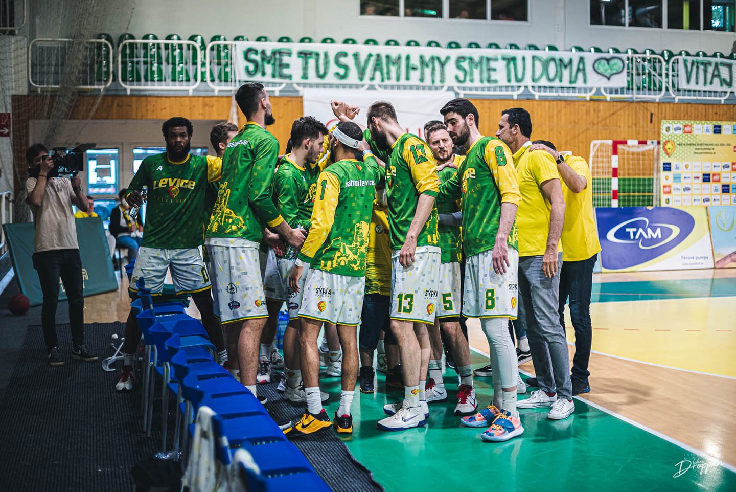 Levice deklasovali Spišskú 102:56 a odmietli koniec sezóny
