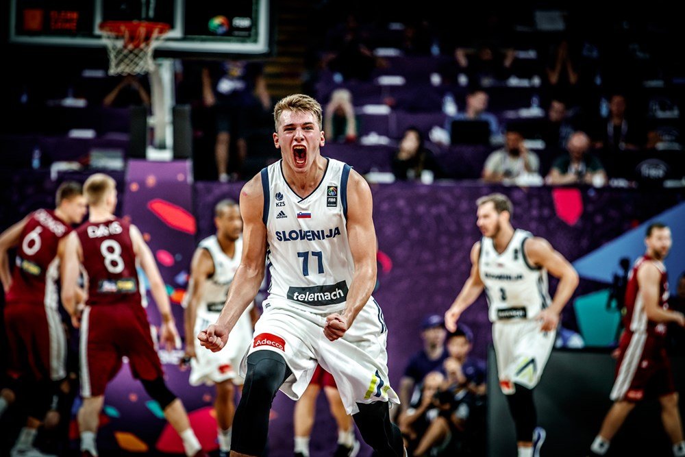Rekordný kontrakt a boj o olympiádu. Dončič zostane bez dovolenky