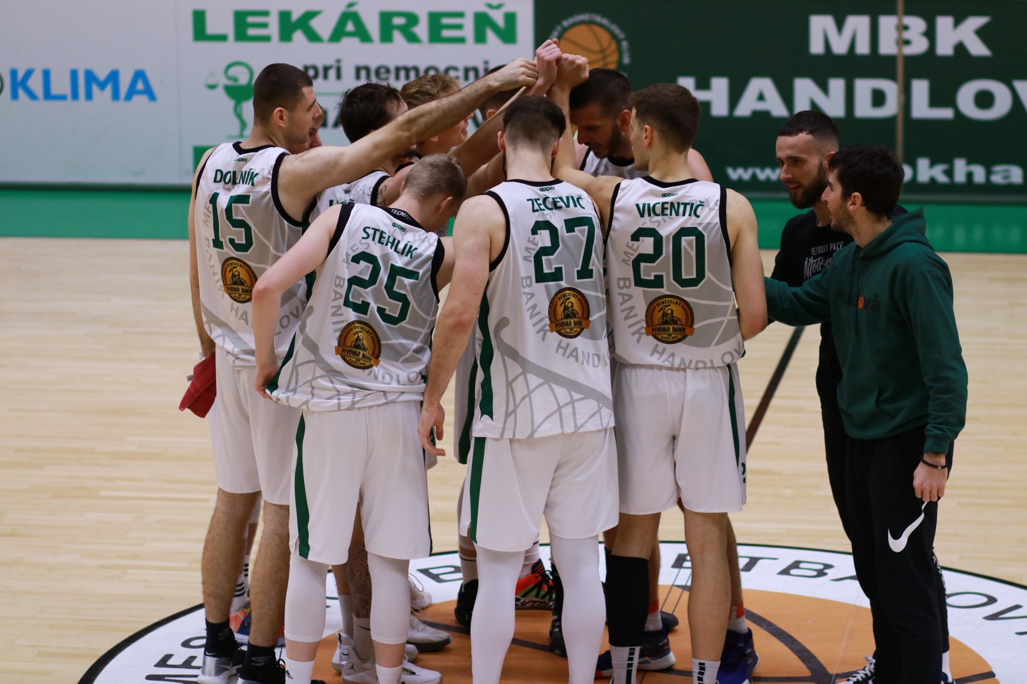 Handlovej hrozil koniec, ale problémy vyriešila