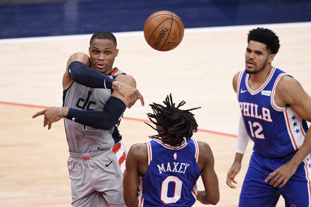 NBA play-off: Westbrook napriek zraneniu odohral famózny zápas a odvrátil koniec