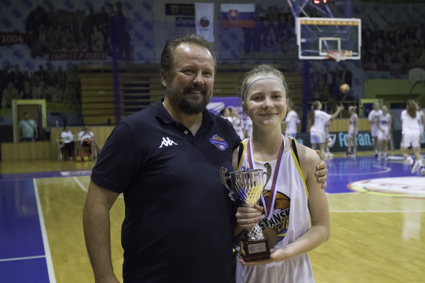 Zlatý triple mladých Anjelok, bronz pre Čajočky. MVP Šedivá: Máme čo oslavovať