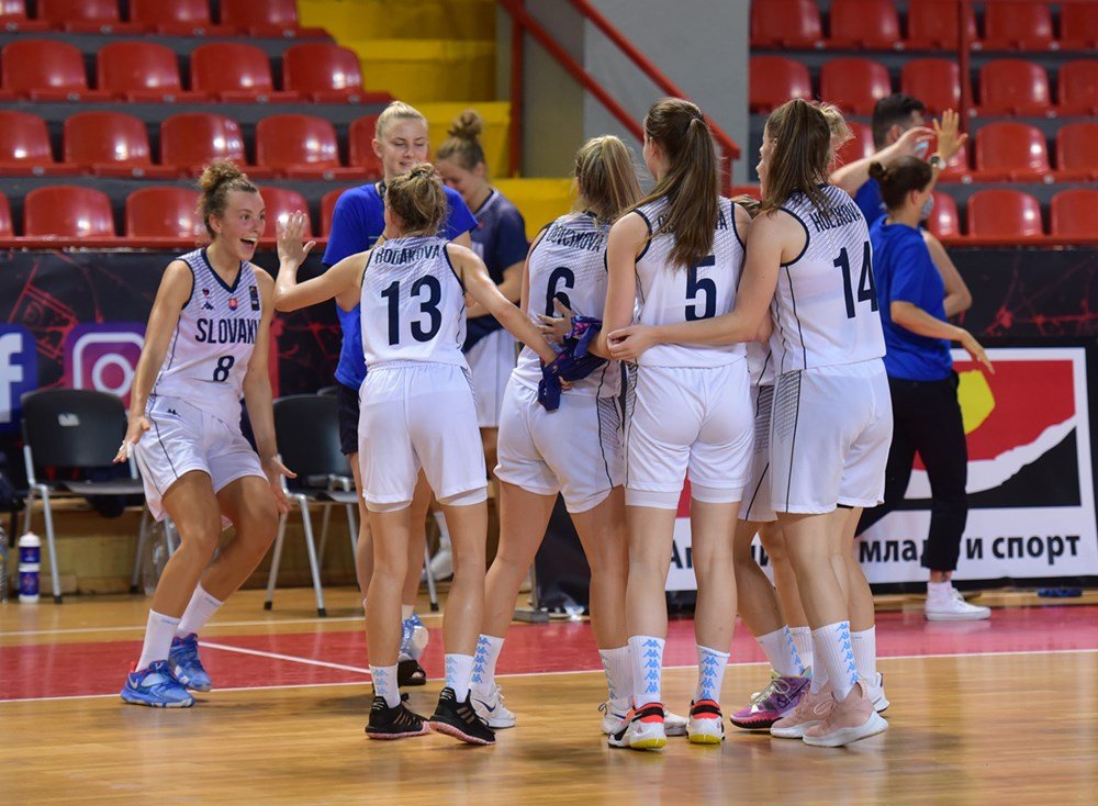 Bez jedinej prehry. Mladé Slovenky ovládli turnaj FIBA v Severnom Macedónsku