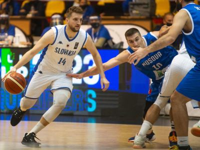 Aj jediné víťazstvo môže znamenať postup Slovákov