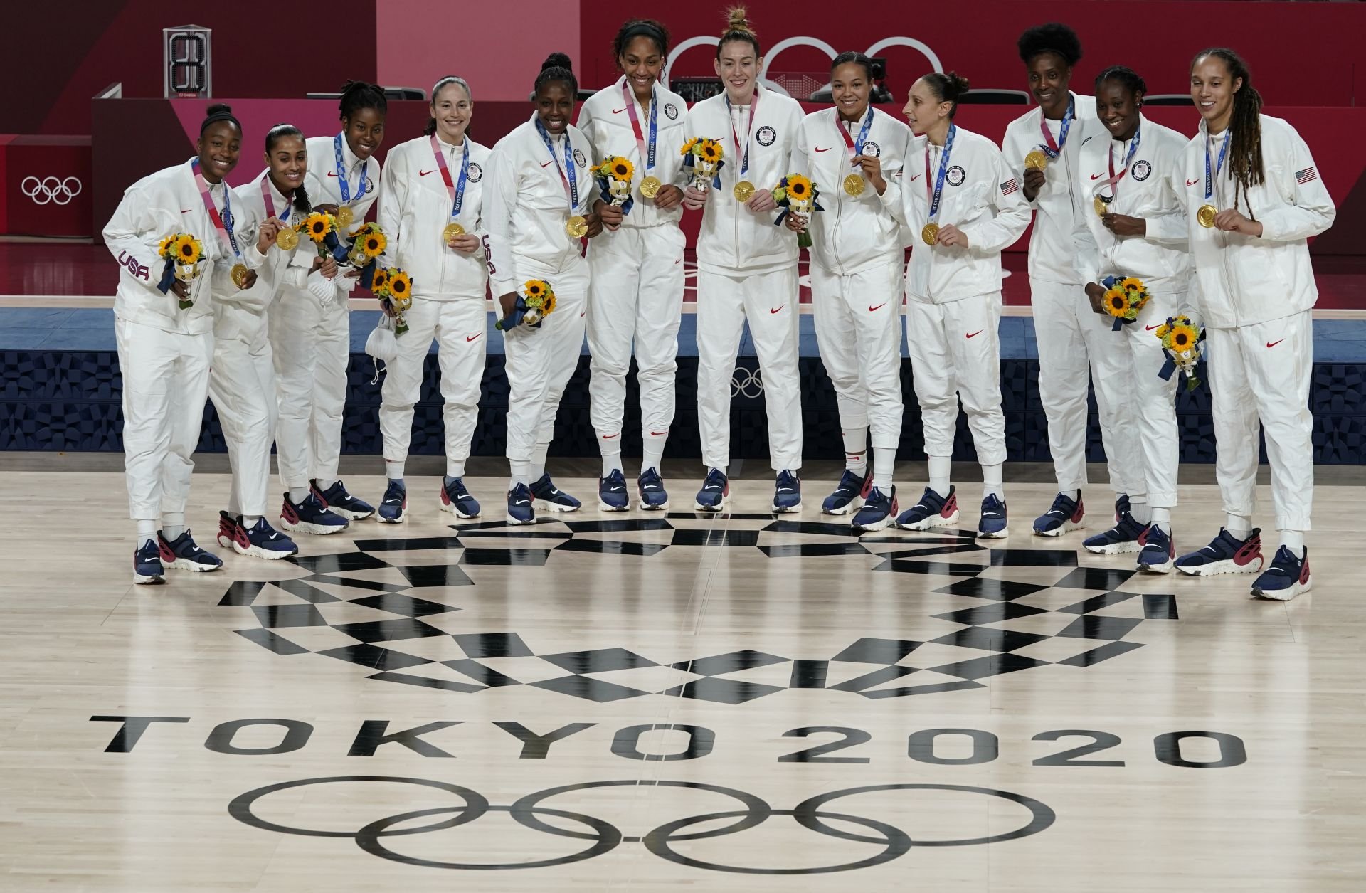 Američanky nezaváhali, Birdová a Taurasiová majú piate zlato