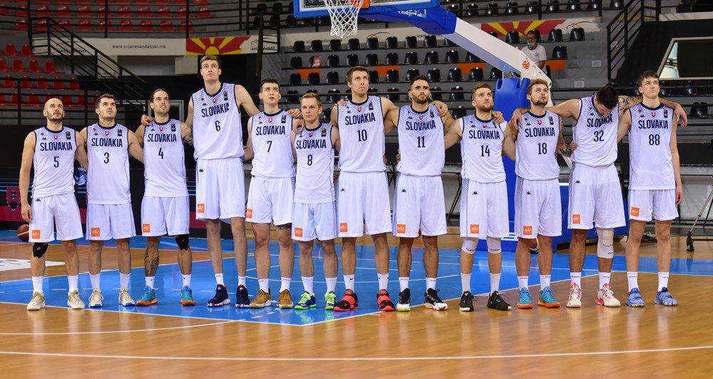 Slováci zvládli neuveriteľnú drámu o výsledok a postúpili