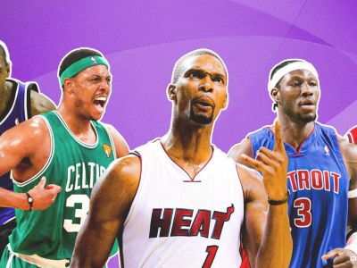 Bill Russell vstupoval medzi nesmrteľných druhýkrát, Jordan uvádzal Kukoča, medzi legendy ide aj nedraftovaný hráč