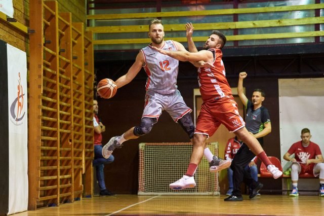 Po prvom kole 1. ligy mužov na čele tabuľky ŠKP BBC Banská Bystrica