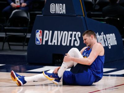 VIDEO: Westbrook sa konečne zobudil, zranenia Jokiča a Davisa