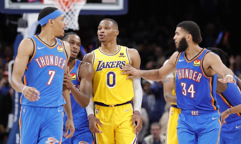 VIDEO: Westbrook mal skvelé aj hrozné štatistiky, Lakers aj Milwaukee prehrali s outsidermi