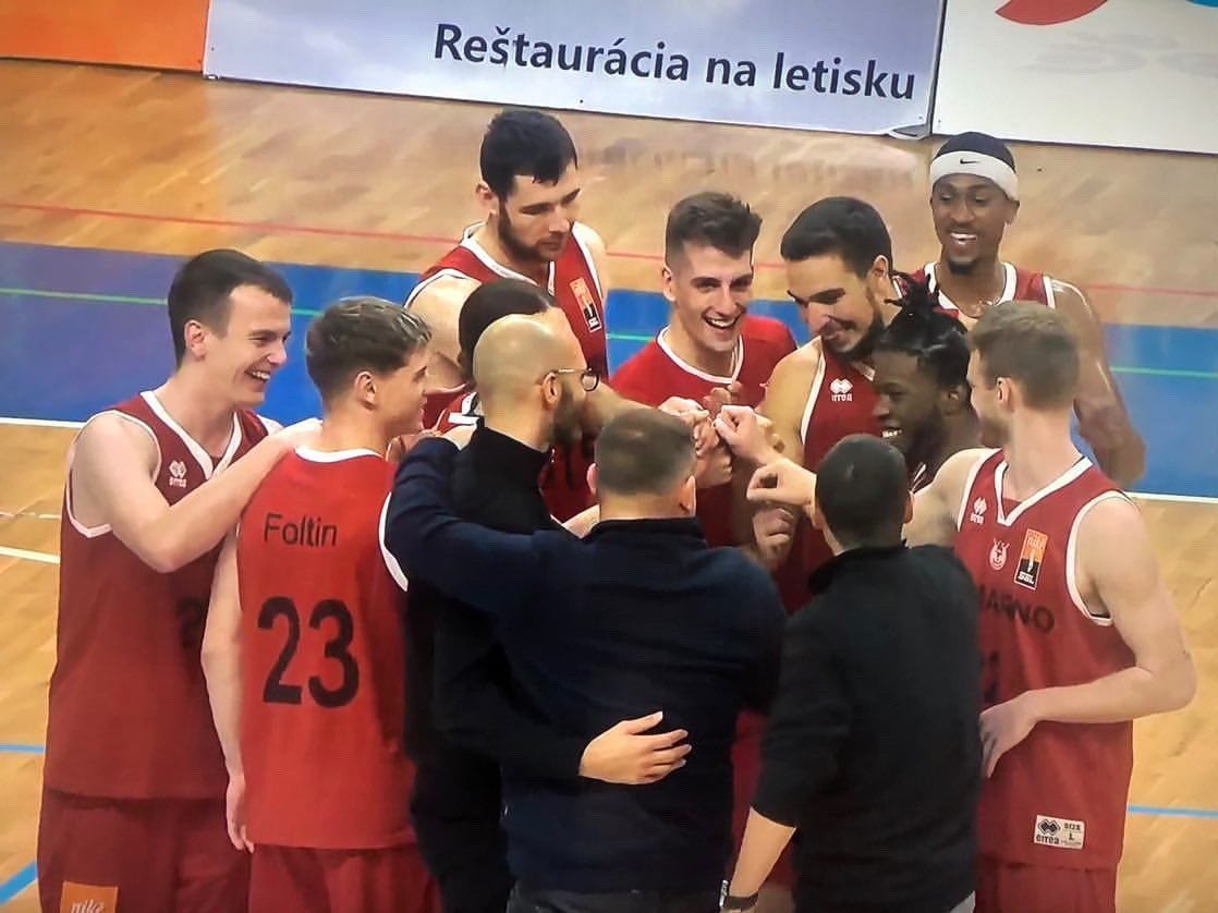 Oslabená Spišská prehrala na palubovke nováčika, opúšťajú ju dvaja hráči