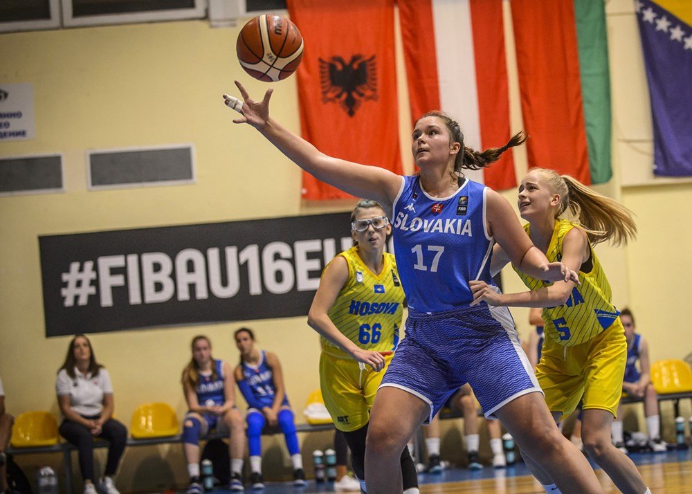 VIDEO: Turnaj V4: Dievčatá U16 zdolali Česko, chlapci neuspeli ani na tretí pokus