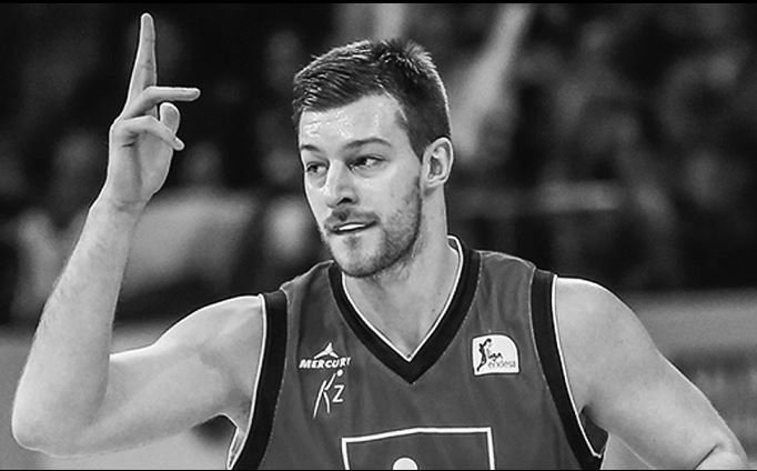 Basketbalová komunita smúti. Zomrel srbský reprezentant, mal len 32 rokov