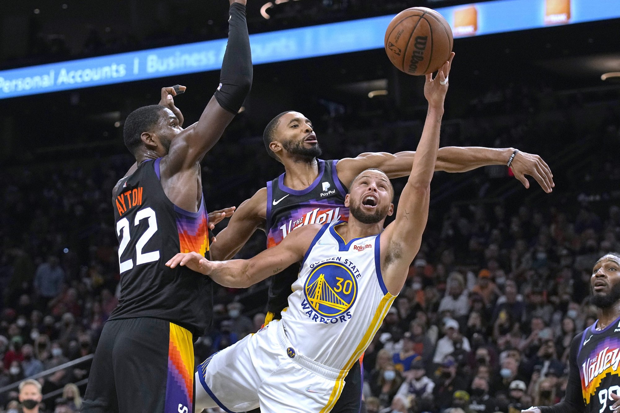 Návrat do majstrovských rokov? Oslabené Golden State ukazuje, že ho bude veľmi ťažké zastaviť