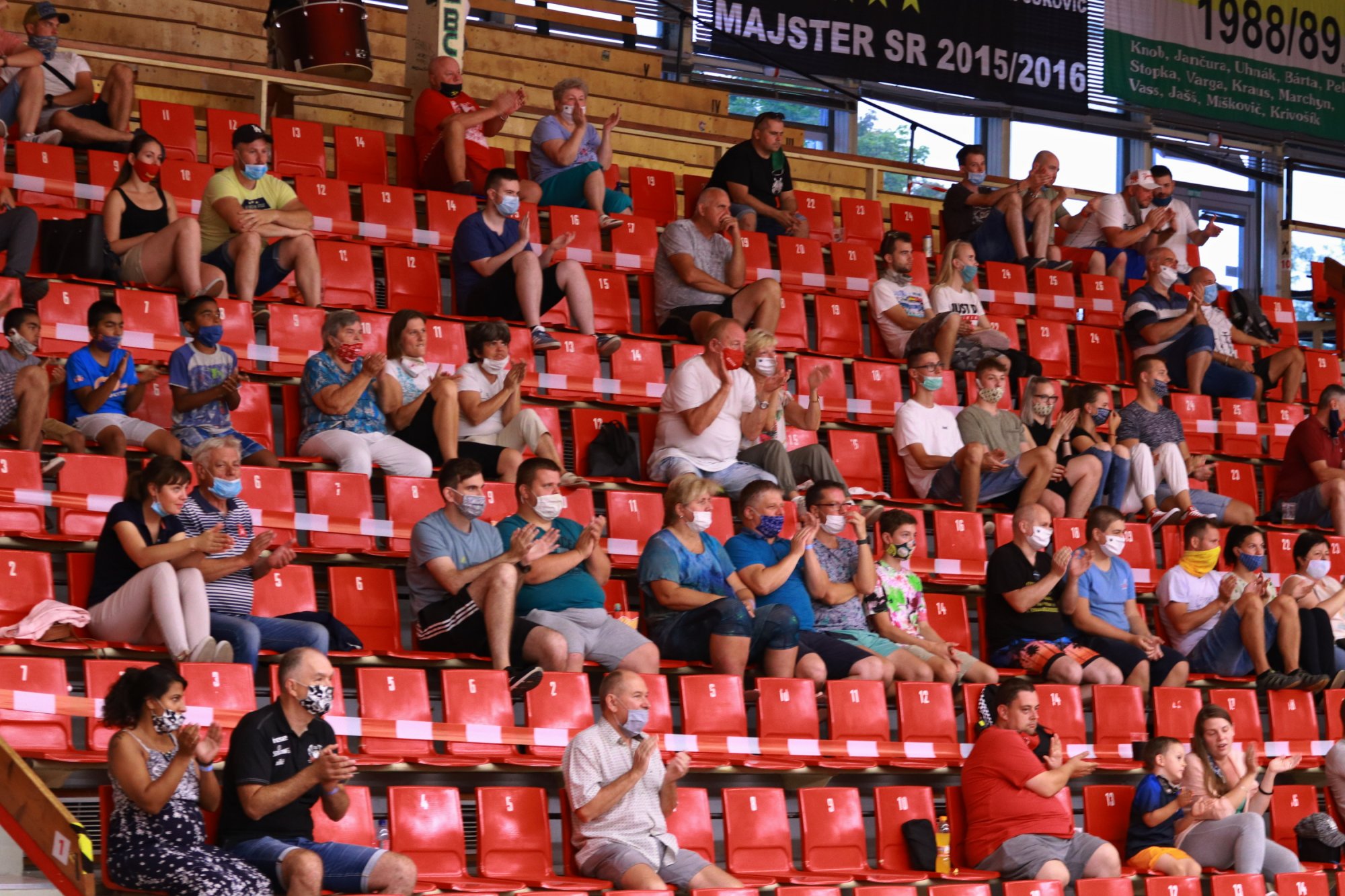 Diváci sa vracajú na tribúny! Prečítajte si podmienky, za akých vás pustia na basketbal